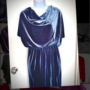 Classy party dress. Beautiful teal green color.